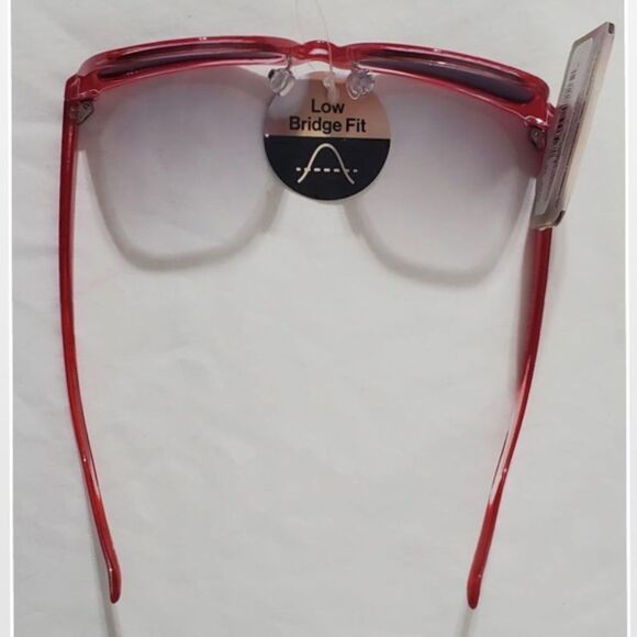 New Foster Grant Sunglasses Ladies OS Red Cat Eye NWT - Picture 14 of 16